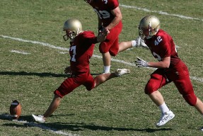 世界杯亚洲区预选赛：韩国五连胜高居小组第一 孙兴慜连场奉献进球