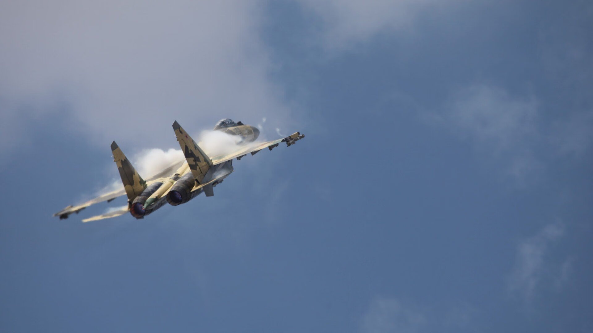 中国女篮在整体协防中提升默契配合，中圄女篮