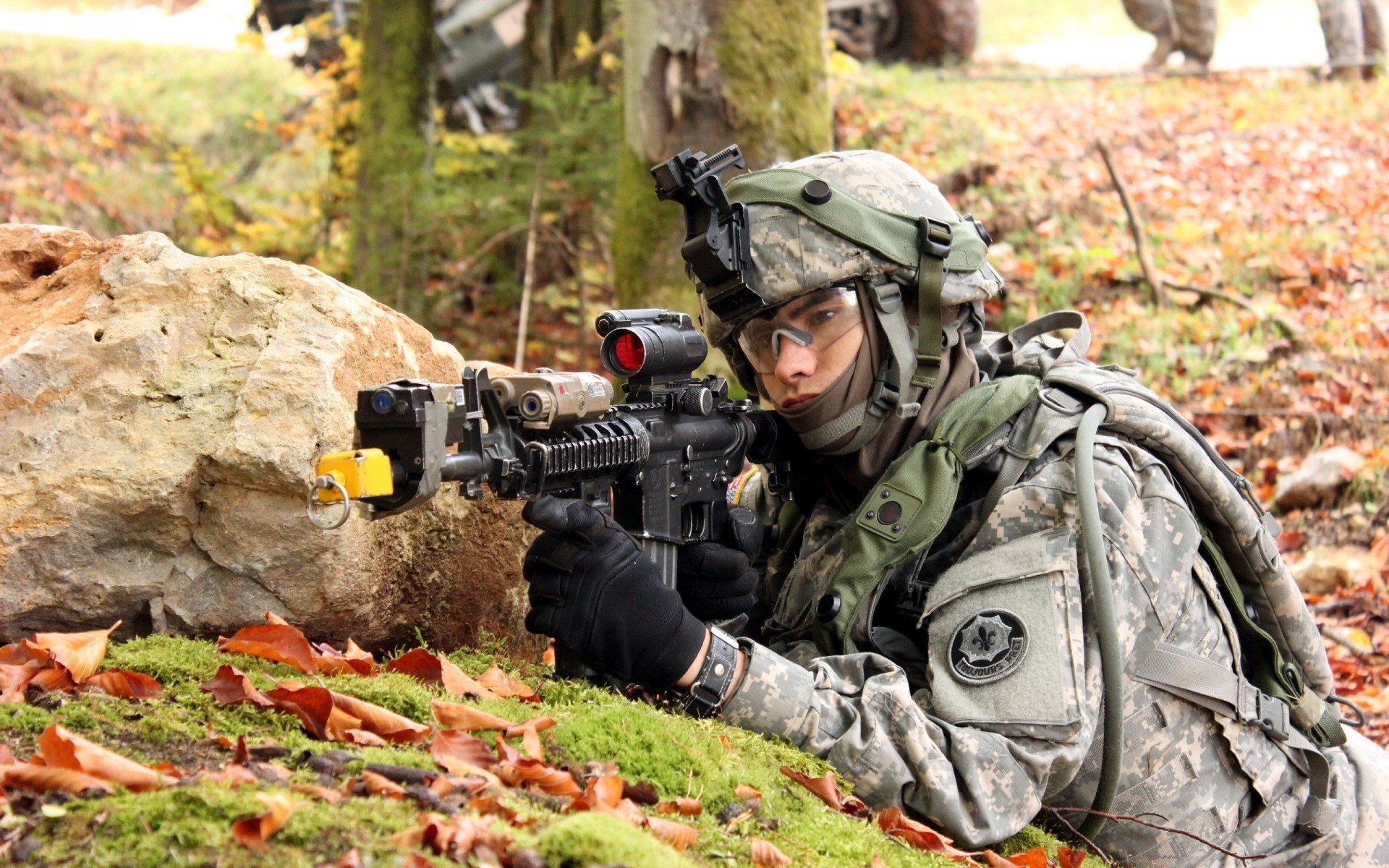 九游正版入口-自由泳选手呼吸频率调控精准，自由泳呼吸训练视频