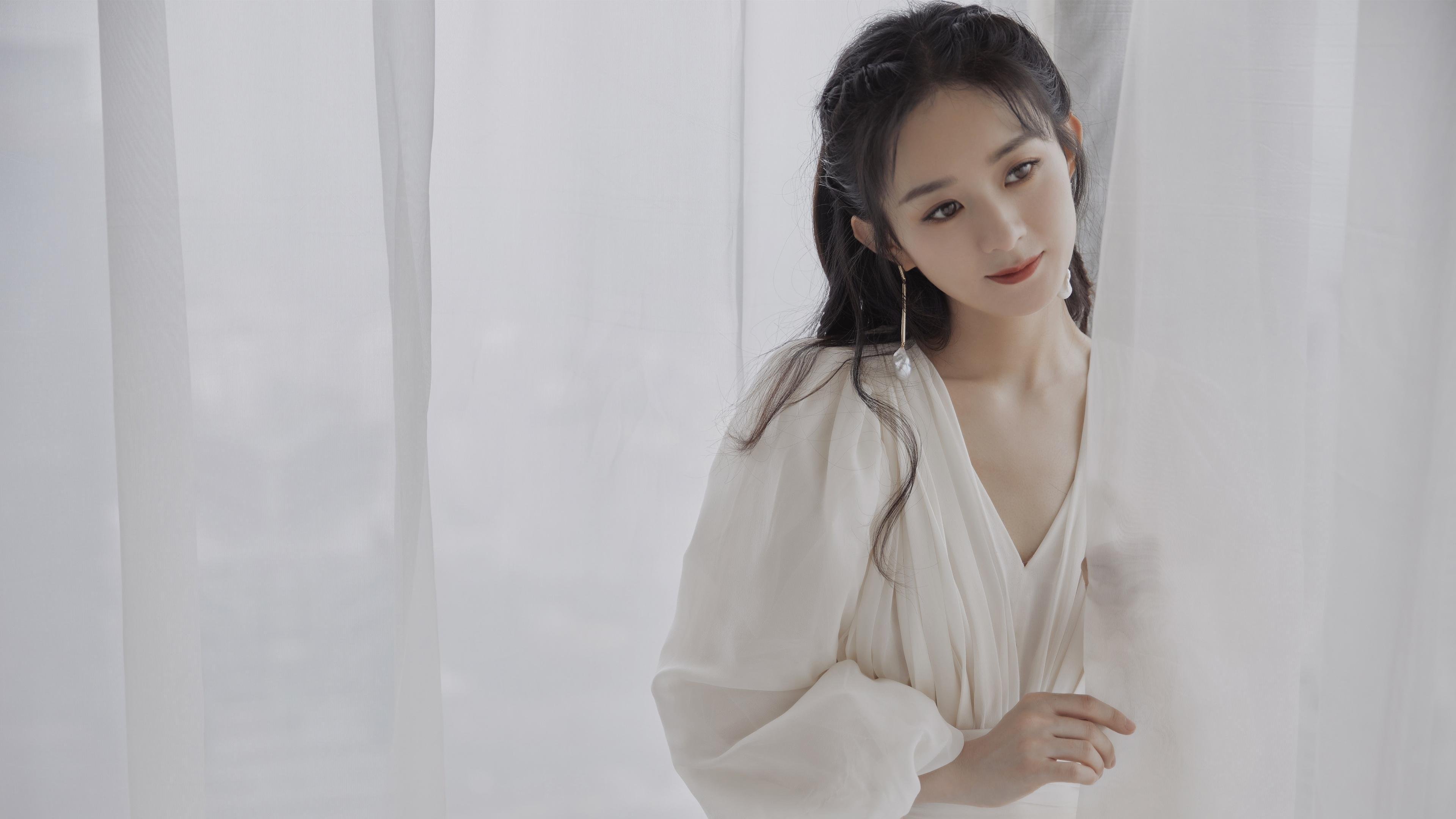 伊利亚·哈伦稳步晋级蝶泳决赛