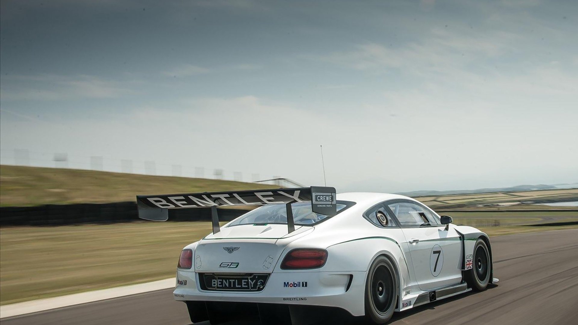 德甲极速突破：秒秒钟的闪电反击！，德甲打法